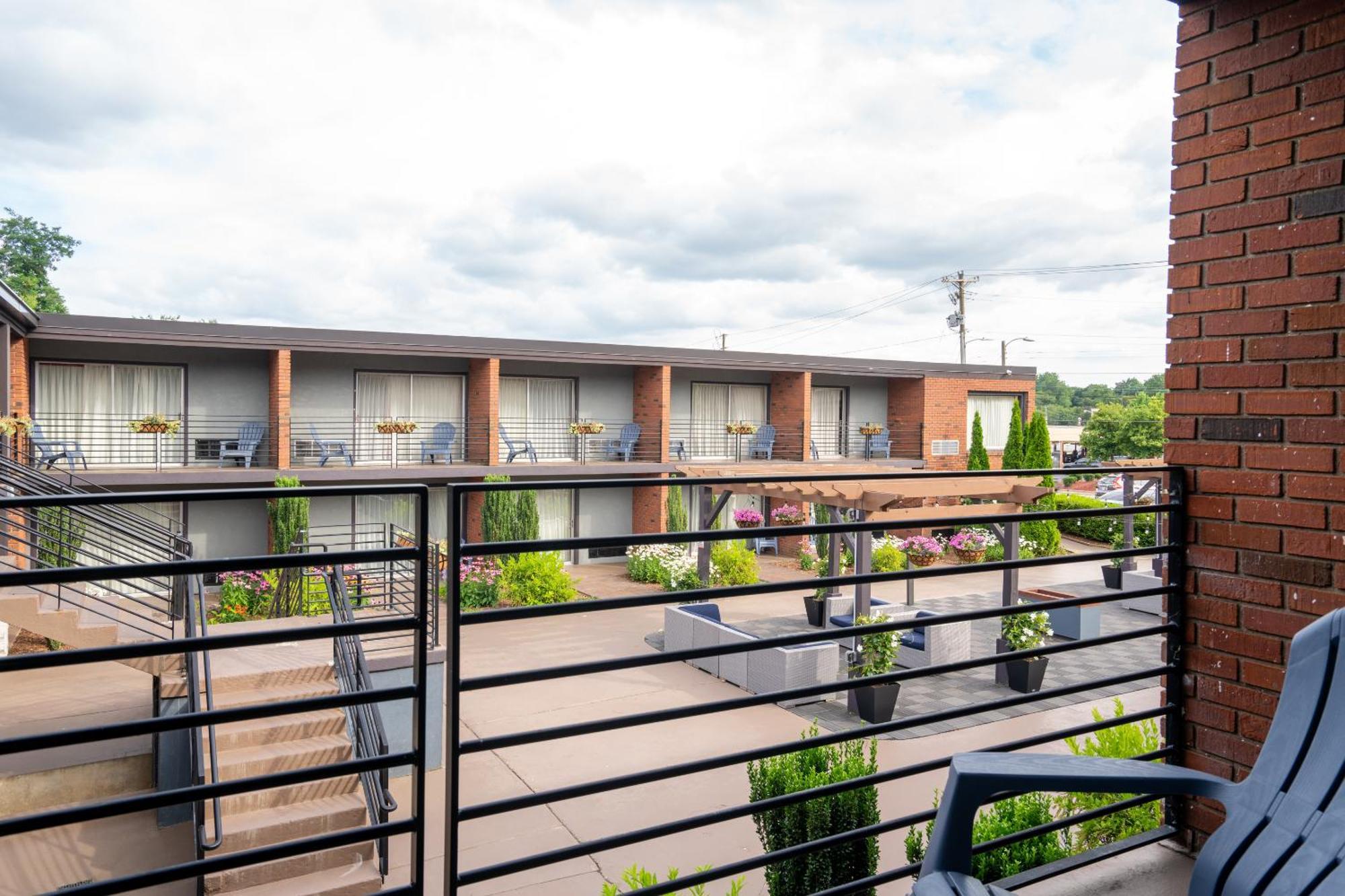 The Beaucatcher, a Boutique Motel Asheville Exterior foto
